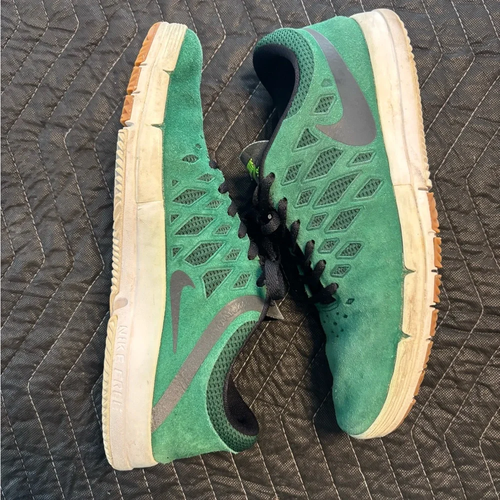 Nike Free SB Men's Green and Black skate Sneakers